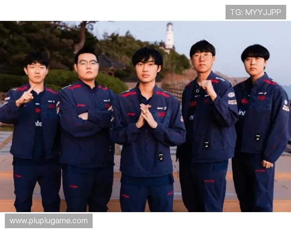 大师赛分析：JDG战队在比赛中的战术意识与团队配合表现解析