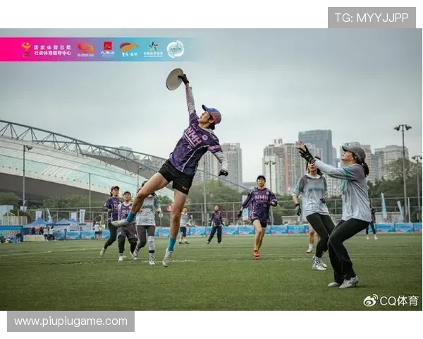 广州飞盘队与杭州飞盘队的精彩对决赛后分析与战术探讨