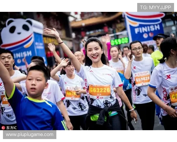 成都街舞队在城市马拉松中的耐力表现与精彩瞬间全景点评